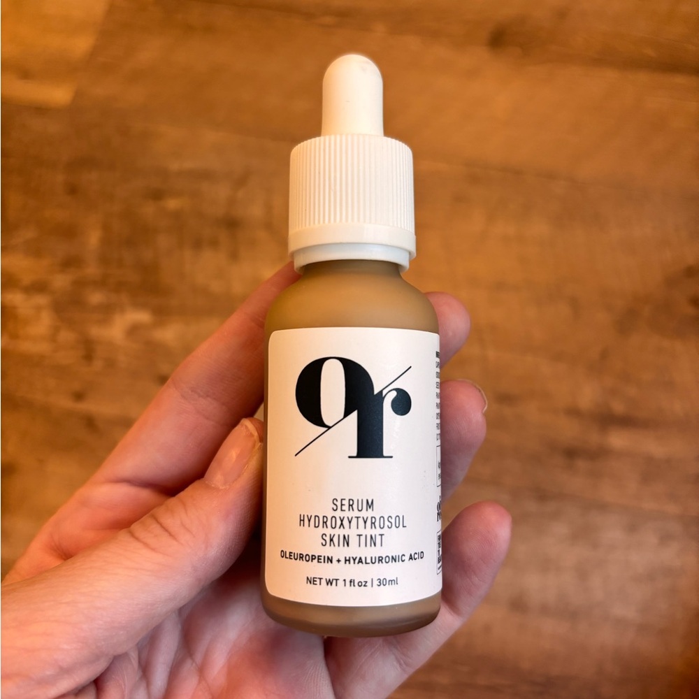 *NEVER OPENED* Olive Tree People Hydroxytyrosol Skin Tint - Cream Shade 5